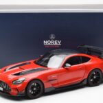 Mercedes AMG GT Black Series レッド Asia Exclusive Norev 1:18 - image 8 of 8