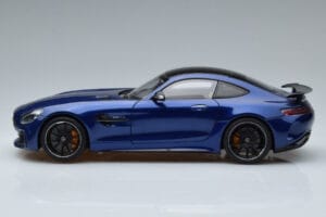 Mercedes AMG GT R C190 ブリリアントブルー AUTOart 1:18 76334 メタル - 画像 4/7