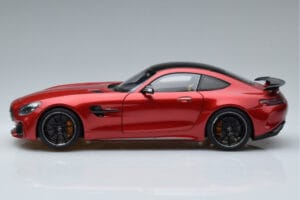 Mercedes AMG GT R C190 カーディナルレッド AUTOart 1:18 76331 メタル - 画像 4/7