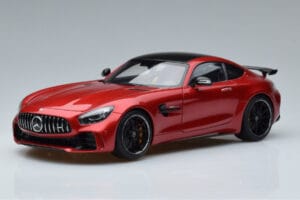Mercedes AMG GT R C190 カーディナルレッド AUTOart 1:18 76331 メタル