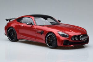 Mercedes AMG GT R C190 カーディナルレッド AUTOart 1:18 76331 メタル - 画像 5/7
