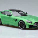 Mercedes AMG GT R グリーン GT Spirit 1:18 GT179 レジン - image 4 of 6