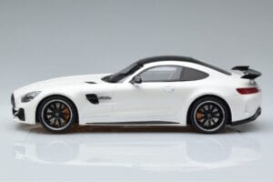 Mercedes AMG GT R ホワイト GT Spirit 1:18 KJ021 レジン - 画像 3/6