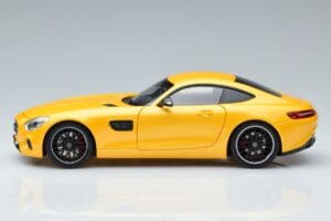 Mercedes AMG GT S C190 Solarbeam Norev 1:18 B66960341 メタル - 画像 4/7