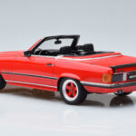 Mercedes AMG SL500 R107 レッド Otto 1:18 - image 5 of 6