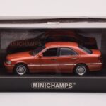 Mercedes C-Class W202 C240 オレンジメタリック Minichamps 1:43 - image 4 of 4