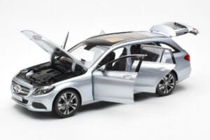 Mercedes C-Class W205 T-Model シルバー Asia Exclusive Norev 1:18 183865 メタル - 画像 2/8