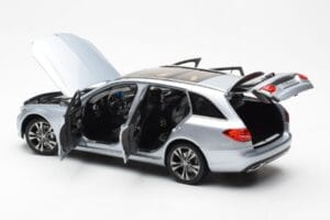 Mercedes C-Class W205 T-Model シルバー Asia Exclusive Norev 1:18 183865 メタル - 画像 5/8