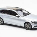 Mercedes C-Class W205 T-Model シルバー Asia Exclusive Norev 1:18 - image 6 of 8