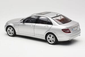 Mercedes C-Class W204 Avantgarde シルバー AUTOart 1:18 B66962368 メタル - 画像 7/8