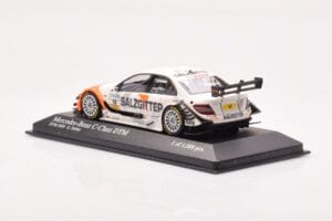 Mercedes C-Class W204 DTM Team AMG Mercedes #10 G. Paffett DTM 2009 Minichamps 1:43 400093910 メタル - 画像 3/4