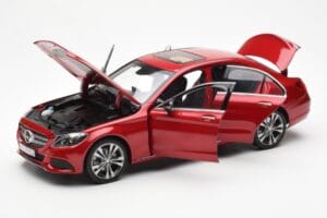 Mercedes C-Class W205 レッド メタリック Asia Exclusive Norev 1:18 183835 メタル - 画像 2/8