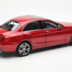 Mercedes C-Class W205 レッド メタリック Asia Exclusive Norev 1:18 - image 3 of 8
