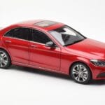 Mercedes C-Class W205 レッド メタリック Asia Exclusive Norev 1:18 - image 6 of 8