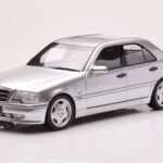 Mercedes C36 AMG W202 シルバー Otto 1:18