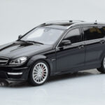 Mercedes C63 AMG S204 T-Model ブラック GT Spirit 1:18