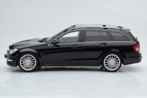 Mercedes C63 AMG S204 T-Model ブラック GT Spirit 1:18 GT760 レジン - 画像 3/6