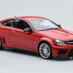 Mercedes C63 AMG W204 Black Series レッド GT Spirit 1:18 - image 4 of 6