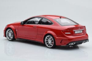 Mercedes C63 AMG W204 Black Series レッド GT Spirit 1:18 GT065 レジン - 画像 5/6