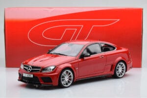 Mercedes C63 AMG W204 Black Series レッド GT Spirit 1:18 GT065 レジン - 画像 6/6
