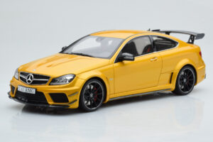 Mercedes C63 AMG W204 Black Series ゴールド GT Spirit 1:18