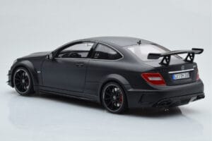 Mercedes C63 AMG W204 Black Series マットブラック GT Spirit 1:18 GT843 レジン - 画像 5/6