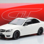 Mercedes C63 AMG W204 ホワイト GT Spirit 1:18 - image 6 of 6