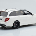 Mercedes C63 AMG S204 T-Model ホワイト GT Spirit 1:18 - image 2 of 8