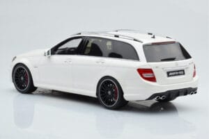 Mercedes C63 AMG S204 T-Model ホワイト GT Spirit 1:18 GT147 レジン - 画像 5/8