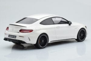 Mercedes C63S AMG C205 クーペ ホワイト GT Spirit 1:18 B66965707 レジン - 画像 2/6