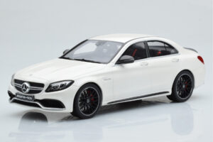Mercedes C63S AMG W205 ホワイト GT Spirit 1:18