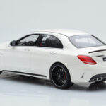Mercedes C63S AMG W205 ホワイト GT Spirit 1:18 - image 5 of 6