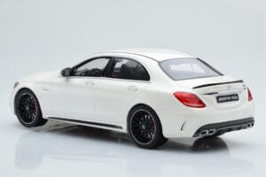 Mercedes C63S AMG W205 ホワイト GT Spirit 1:18 B66960370 レジン - 画像 5/6