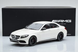 Mercedes C63S AMG W205 ホワイト GT Spirit 1:18 B66960370 レジン - 画像 6/6