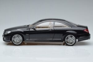 Mercedes CL63 AMG C216 ブラック AUTOart 1:18 76169 メタル - 画像 3/6