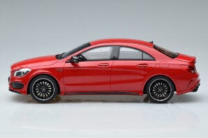 Mercedes CLA 45 AMG C117 ジュピターレッド GT Spirit 1:18 GT031 レジン - 画像 3/6