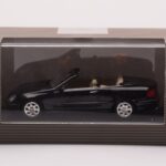Mercedes CLK A209 カブリオレ オブシディアンブラック メタリック Minichamps 1:43 - image 4 of 4