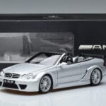 Mercedes CLK DTM AMG W209 カブリオレ シルバー Kyosho 1:18 B66962272 メタル - image 8 of 8