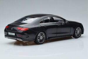 Mercedes CLS Coupe C257 Norev 1:18 B66960546 メタル - 画像 3/7