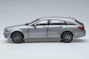 Mercedes CLS Shooting Brake X218 アラナイトグレー Norev 1:18 B66960117 メタル - 画像 4/7