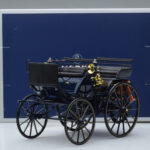 Mercedes Daimler Motorkutsche ダークブルー Norev 1:18 - image 6 of 6