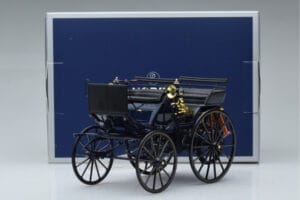 Mercedes Daimler Motorkutsche ダークブルー Norev 1:18 183700 メタル - 画像 6/6