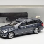 Mercedes E-Class S212 T-Model テノリットグレー メタリック Minichamps 1:18 - image 8 of 8