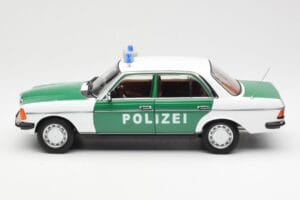 Mercedes E-Class W123 Polizei Norev 1:18 B66040676 メタル - 画像 4/8