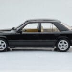 Mercedes E-Class W124 Tuning ブラック MCG 1:18 - image 3 of 6