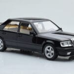 Mercedes E-Class W124 Tuning ブラック MCG 1:18 - image 4 of 6
