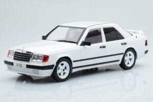 Mercedes E-Class W124 Tuning ホワイト MCG 1:18