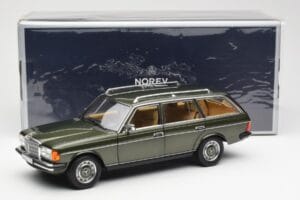 Mercedes 230T W123 T-Model グリーン メタリック Norev 1:18 183730 メタル - 画像 8/8