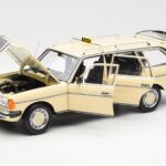 Mercedes 230T W123 T-Model タクシー Norev 1:18 - image 2 of 8