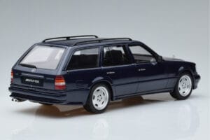 Mercedes E36 AMG S124 ブルー Otto 1:18 OT753 レジン - 画像 2/6